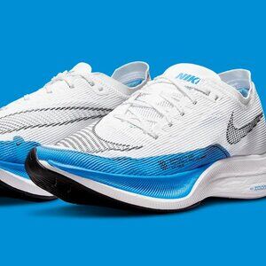 Marathon Run With The Nike ZoomX VaporFly NEXT%2 Blue